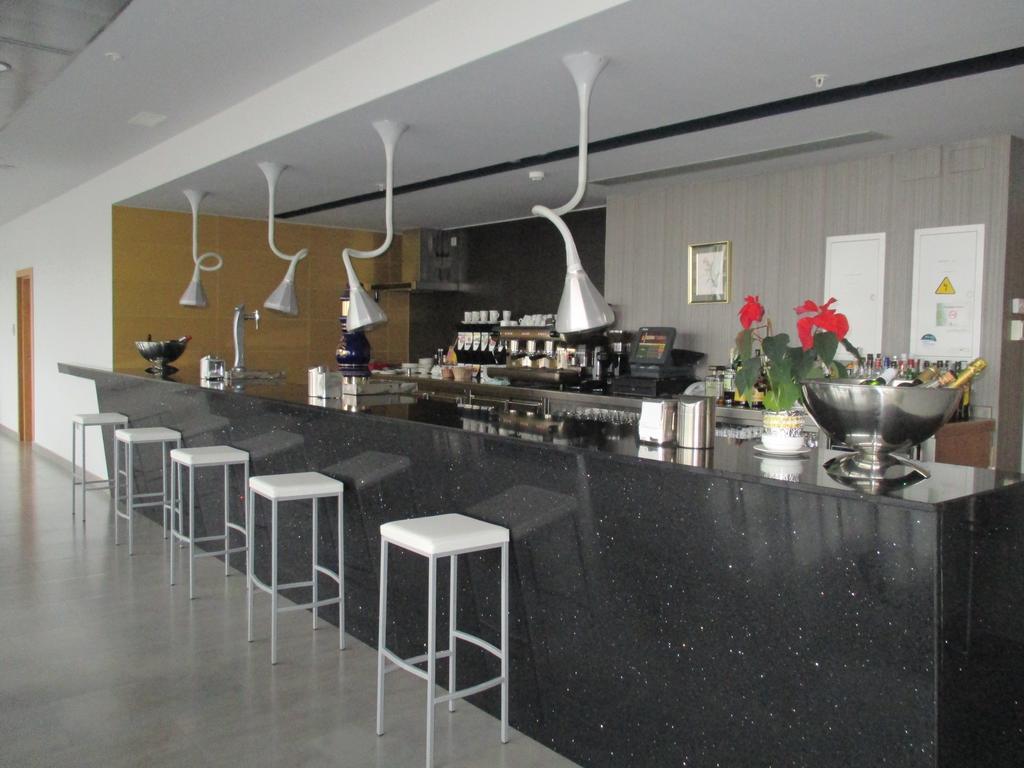 Hotel Ciudad De Ponferrada, Ascend Hotel Collection Kültér fotó